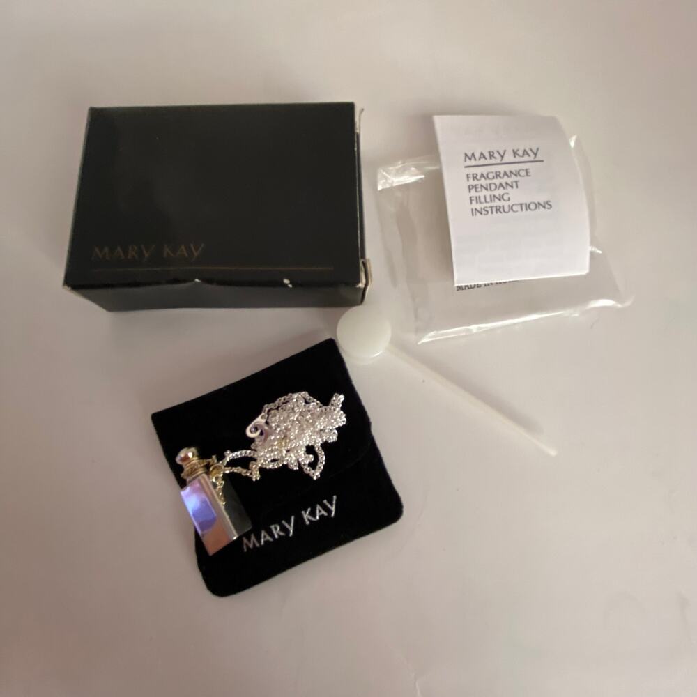 Mary Kay Fragrance Pendant New in Box New Old  Stock